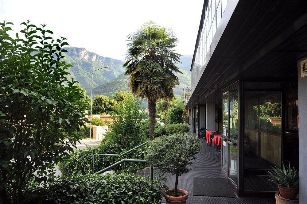 Fornaci di Barga Hotel Cristallo Barga מראה חיצוני תמונה